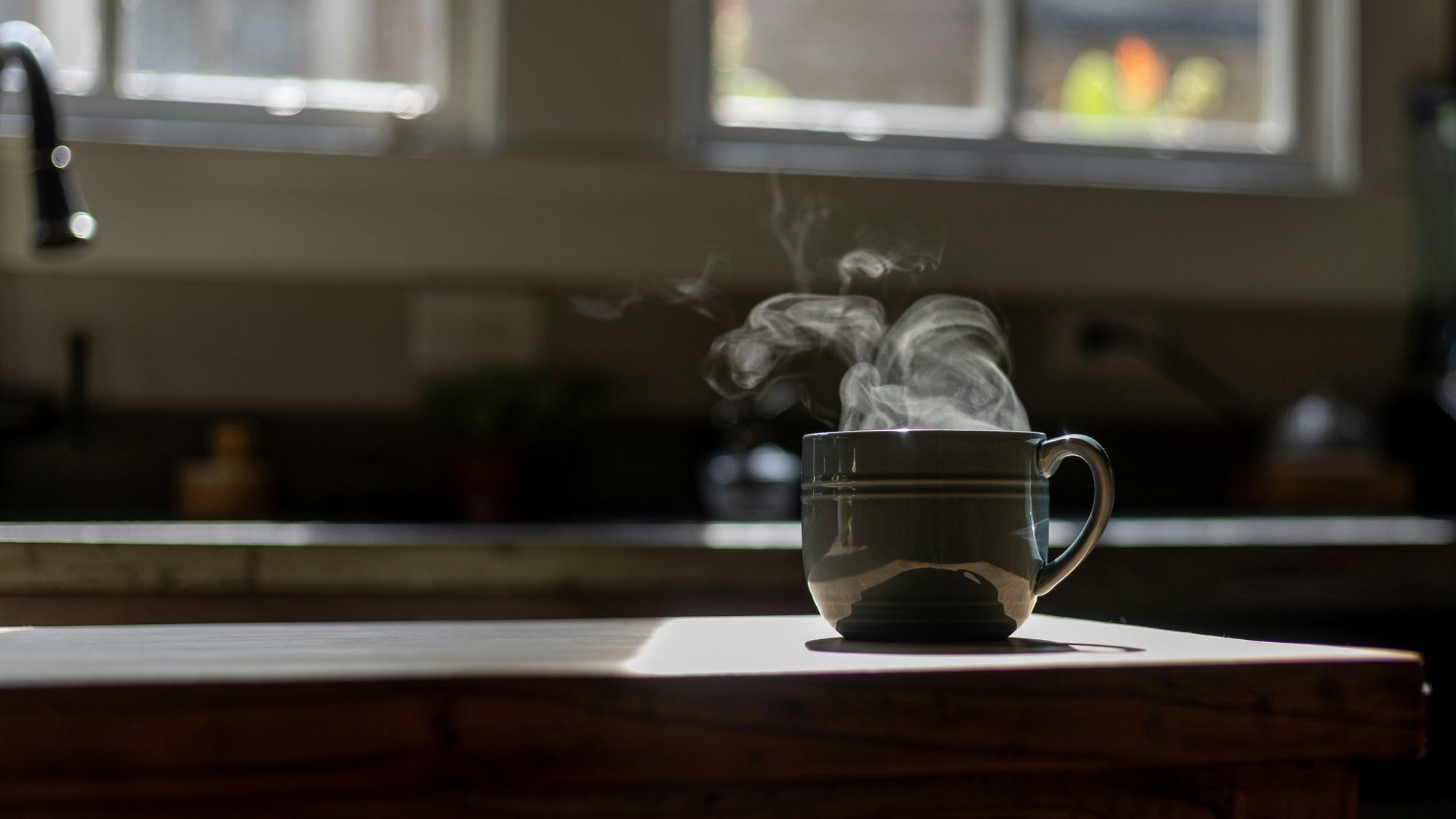 Why Cold Plunges Change Your Brain Before Your First Coffee